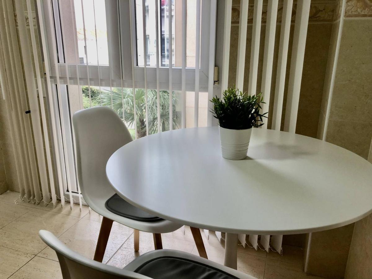 Exclusive Beachside 3 Bedroom Apartment With Pool In Altea Exteriör bild