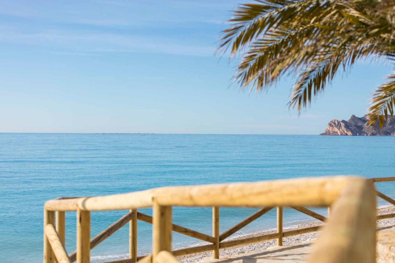 Exclusive Beachside 3 Bedroom Apartment With Pool In Altea Exteriör bild