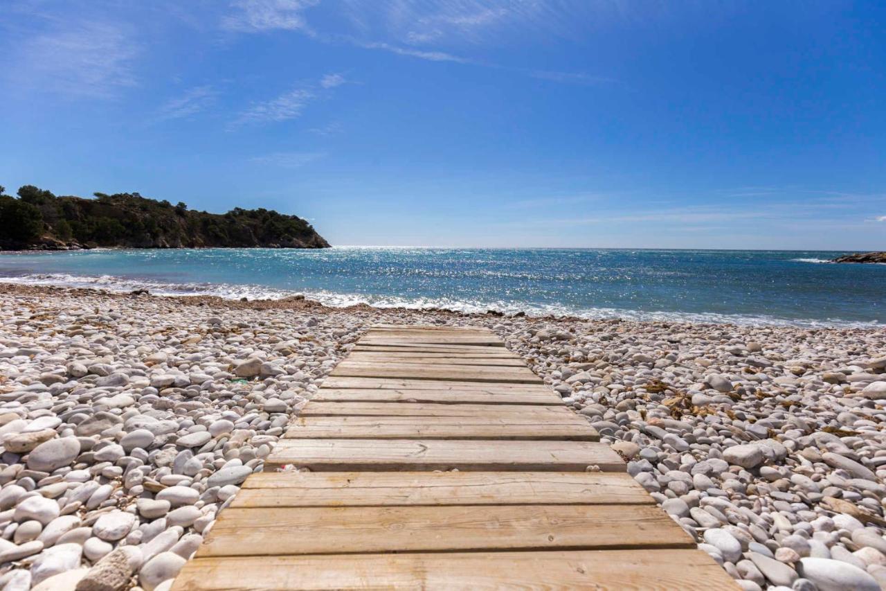 Exclusive Beachside 3 Bedroom Apartment With Pool In Altea Exteriör bild